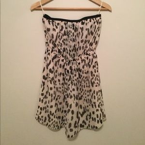 Strapless leopard print dress